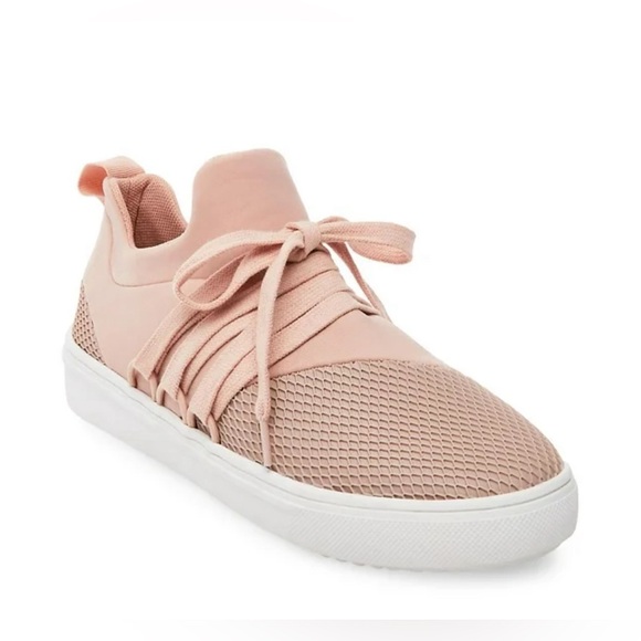 Steve Madden Women's Lancer Lace-Up Platform Sneaker - Picture 2 of 3